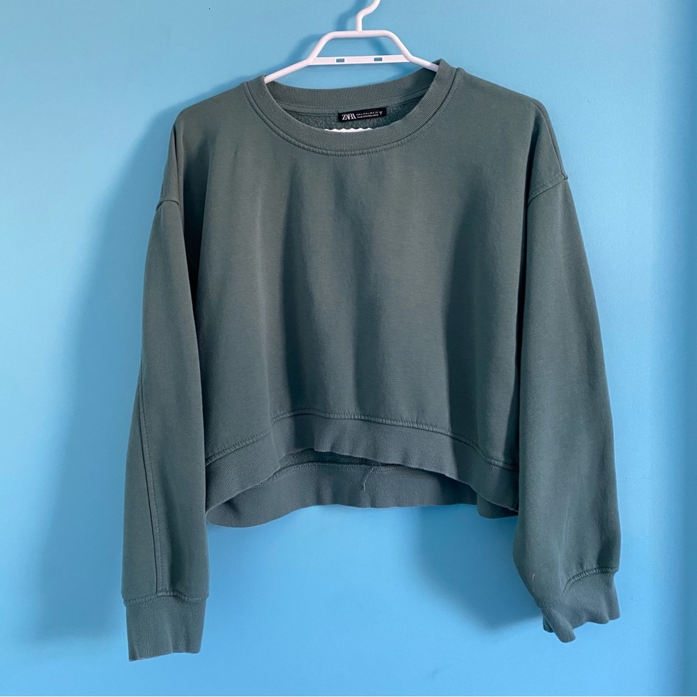 zara cropped crewneck